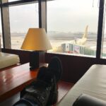 Swara Bhaskar Instagram - "Ibn-e-Batuta pehen ke joota.." Flight delayed for technical problem reasons.. Guess its better to be alive then punctual! :) Chillin-willin at #bahrain international airport! #travelgram #mytravelboots