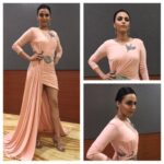 Swara Bhaskar Instagram - The heels and short dress swag! :) Heading to #filmfarenominationparty in @rajattangriofficial With @stevemaddenindia shoes and @mirarijewels ring complete with Earrings by @myvelvetcase Styled by the lovely and ever forbearing @aeshy Make up: Brijbhaskar Chaurasia, Hair: Sasmita Dash❤️❤️❤️ u guys are amaze! #posing #redcarpet