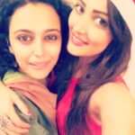 Swara Bhaskar Instagram – Two crazies from Gaurav’s debut gilm #aapkeykamreymeinkoirehtahai Also co-organisers of #secretsanta #christmaswaalifeeling #thiscast #romcom #newfilm @nimisha_mehta