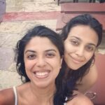 Swara Bhaskar Instagram - #Repost sisters!! @theriggedveda ・・・ all vanity. #afterthegame #clean #goa #sunset @reallyswara