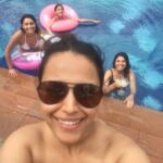 Swara Bhaskar Instagram – Sisters! ❤️ #waterbabies #familytrip #familytime #Goa @theriggedveda @rassithelassi @umaguar