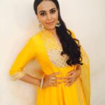 Swara Bhaskar Instagram – Going traditional in @MadSamTinZin @amrapalijewels & @anmoljewellers kadaa for #Rangoli #doordarshan shoot Styled by @rupacj #yellowyellow #happinessisbrightcolours #workmode #gameface