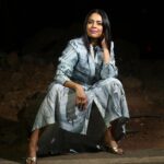 Swara Bhaskar Instagram - Pose anywhere!!! 🤩😎 Outfit: @lovebirds.studio Jewellery: @studio.metallurgy . Styled by: @prifreebee Make-Up: @itikachugh Hair: @hairmagicianfirozkhan Photograph: @kakkar.madhav Delhi