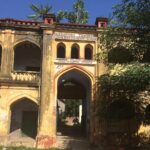 Swara Bhaskar Instagram - That blue sky is #nofilter .. School where Babu Jagjivan Ram studied.. #historyateverycorner #indiabeyondmetros #aaraa #travelgram #travel #india #bihar