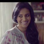 Swara Bhaskar Instagram - That thing called an ad smile :) #nestleindia #everyday #tricksofthetrade