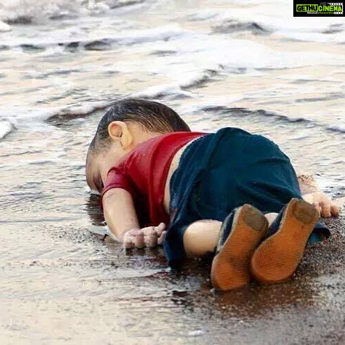 Swara Bhaskar Instagram - Did #instagram apparently remove this pic because it reflects The horrendous state of our so called civilised world! #Aylan #refugeesarepeopletoo #hangourheadsincollectiveshame :( #syria #refugeecrisis