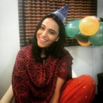 Swara Bhaskar Instagram – O yeah! I take my birthday v seriously :) :) #birthdaygirl #imeanbusiness #seriouscelebratorofbirthdays