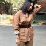 Swara Bhaskar Instagram - Serious #gabbarvibes todayyyyyyyy! 🤓🤓😎😎 “Sardar khush hoga.. Shabaashi dega!” Outfit: @cord.in Necklaces: @theslowstudioofficial Ring: @zariinjewelry Platform Brogues: Stylist's own . . Styled by: @prifreebee Make-Up: @manjarisinghofficial Hair: @jatingrover09 New Delhi