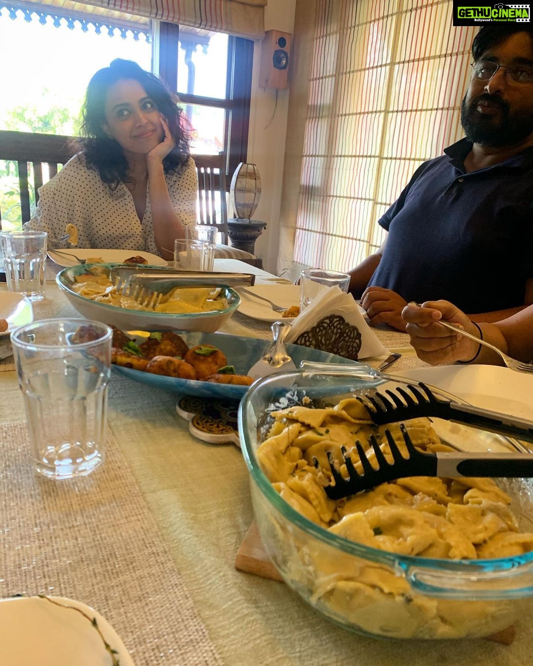 Swara Bhaskar Instagram - I literally do not have words to describe how gobsmackingly delicious @kumar.amal βs @pasta_fresca.ddun #handmade pasta was..... BIG thanks and BIG LOVE Amal for proving to me that good food is indeed a blessing ! π₯°π₯°ππ loved this cooking class at @dudlymanorbb @vistarooms Dudly Manor
