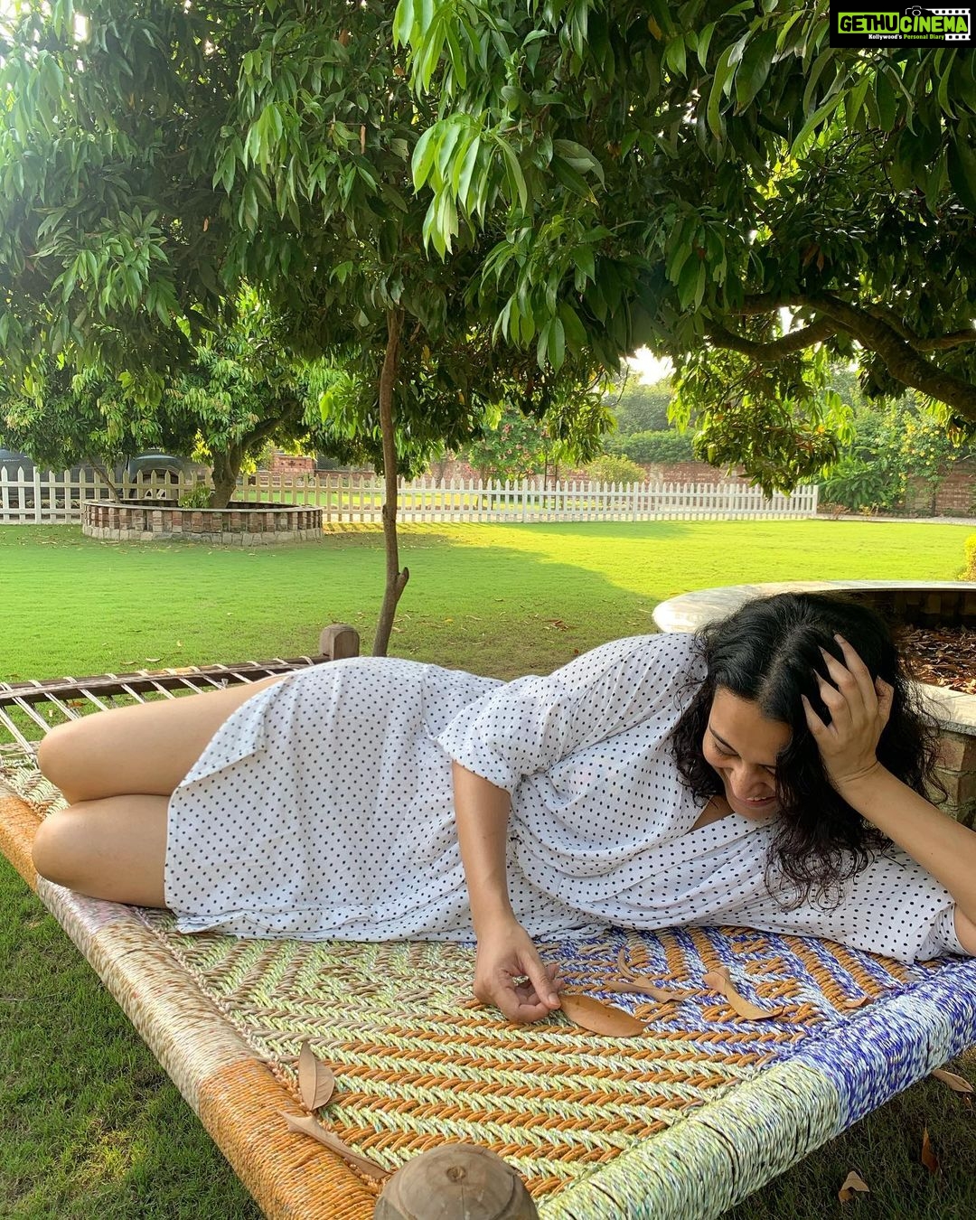 Swara Bhaskar Instagram - The joy of lazy afternoons on a #chaarpaaii ! My much needed getaway couldn’t have been any better! Discovered this beautiful property @dudlymanorbb on @vistarooms . Photos dont do justice to the vibe of this property, you have to experience it to believe it! Food sourced from fresh farm, cooked in traditional chulha style; pottery making, farm visit, tractor rides and a cooking class -all of these took us back to our roots! Special thanks to our hosts #AshokSingh ji @ruhani_s for their warm hospitality !! 💜#VistaRooms #DudleyManorDehradun #BestStaycation #HolidayHomes #notanad Dudly Manor