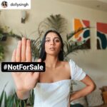 Swara Bhaskar Instagram – 💜💜💜🙏🏽🙏🏽🙏🏽 Posted @withregram • @dollysingh Every day, young girls are being sold like commodities in the market. @reallyswara’s new show #Flesh on @erosnow is so gripping with not just intensity but the sheer reality of it. 
I am shocked, numbed, but proud of team #Flesh for doing a web series like this that talks about the hard lives of sex trafficking victims!

Today I’m taking a stand against human trafficking – tell the world that we are #NotForSale. 

You too can post a selfie using #NotForSale and carry forward this strong  initiative by the entire cast and crew of #Flesh against human trafficking. Tagging my friends @komalpandeyofficial @kushakapila too!
#HumansForSale

You can watch the episodes pf #Flesh here https://bit.ly/2YoIEC6

@akshay0beroi #SiddharthAnand @dontpanic79 @mahima_makwana @natasastankovic__ @yudi__yudhishtir @vidyamalavade  @udaytikekar @mamta10_10 #PoojaLadhaSurti @ridhimalulla #HumansForSale