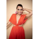 Swara Bhaskar Instagram – ORANGE IS THE NEW WHACK! 
Outfit: @rheapillairastogi 
Earrings: @varnikaaroraofficial 
Rings: @curiocottagejewelry 
Make up: @saracapela 
Hair: @jrmellocastro 
Styled by: @shreejarajgopal 
Pics: @rishabhkphotography