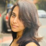 Swara Bhaskar Instagram - In which I trust #IshaanNair with my dreaded left profile! :) it’s a sign of my love for uuuuuu ishaan and this is officially our first @ishaannair7 🤣🤷🏾‍♀️😍 #candid #nomakeup #nofilter