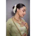 Swara Bhaskar Instagram - Celebration ready for Devansh & Nandini’s wedding reception in Outfit: @raw_mango Necklace: @anmoljewellers Mangtika: @gbtbetrue Flower ring: @amrapalijewels Styled by: @dibzoo Make up: @devikajodhani Hair: @stylistsony Pics: @rishabhkphotography #barjatyafamily #rajshriproductions