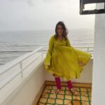 Swara Bhaskar Instagram - That blowy kinda day! #mumbaimonsoon @jaypore