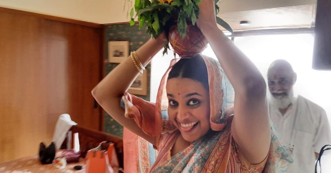 Swara Bhaskar Instagram - Feeling pious! ✨✨🤓🤓🙏🏽🙏🏽 #grihapravesh #newoldhouse #NewBeginnings