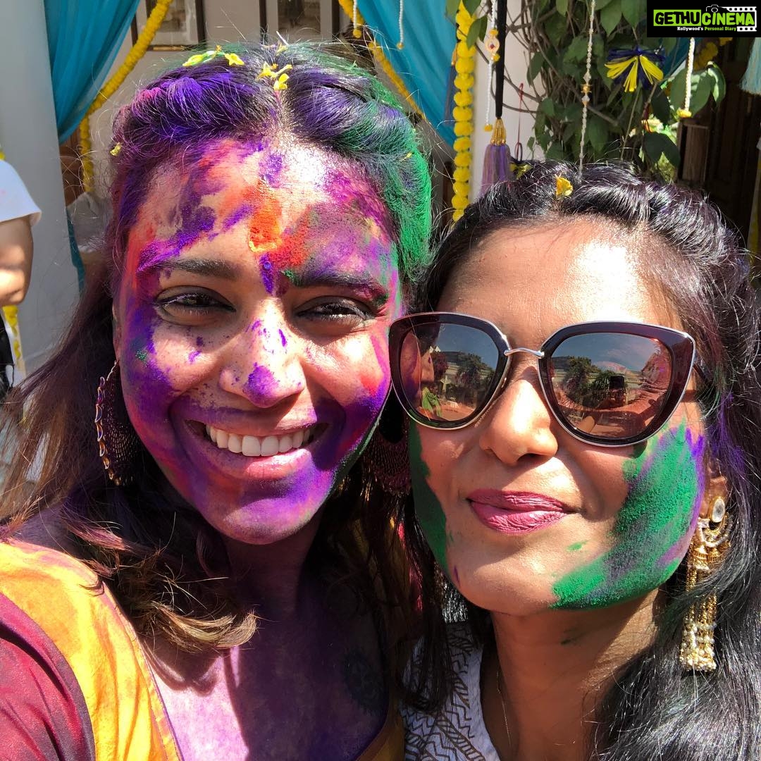 Swara Bhaskar Instagram - Dear @rupacj #rupachourasia , this thank you note is one year late; but remains undiminished in gratitude. Thank you so much for ensuring not just that my brother looked like a real Maharaja through his wedding celebrations; but for ensuring that the entire family dazzled as we celebrated. Your tireless efforts, attention to the smallest detail, (even if it's a barely seen border) and most importantly your willingness to work extra hard especially in the last few days made me count my blessings time and again that you, my friend, were the stylist for the Groom and groom's family #TeamIshan at this mad wedding.. #ishangoesbhoom Thank you from the bottom of my heart Rupa. This wedding would not have looked so festive without you! #IshanGoesBhoom #OneYear #TrueReview #notanad #bestteamever ❣️❣️❣️ Lucknow, Uttar Pradesh