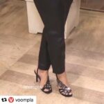 Swara Bhaskar Instagram - 🤣🤣🤣🤣🤣 I agree @voompla that would be my manager @sanjeevinisingh !!! #Repost @voompla with @repostsaveapp · · · Whattay legend 🤩🤩 Gold medal to the awesome photobomber 🥇 totes made our day!! 😜🙌🙌 Swara Bhaskar arriving at a special screening of her Veere co-star Sonam Kapoor’s next movie ❤️❤️ FOLLOW 👉 @voompla INQUIRIES 👉 @ppbakshi . #voompla #bollywood #swarabhaskar #sonamkapoor #veerediwedding #bollywoodstyle #bollywoodfashion #mumbaidiaries #delhidiaries #mastitime #photobomberalert #photobombers #fullmasti #desijokes #indianjokes #desimemes #indianmemes #indianactress #bollywoodactress #bollywoodactresses