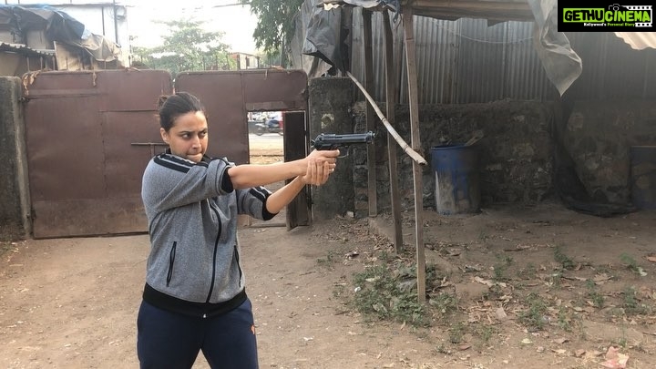 Swara Bhaskar Instagram - Real gun. Blank cartridges. Really deafening. Also titled: Why I can never be a cop! 🙈🙈🤣🤣🤣🙄🙄🙄 with @manoharvermaaction