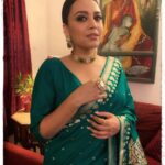 Swara Bhaskar Instagram - Make it fashion! Sari: @raw_mango Jewellery: @apalabysumitofficial Make up: @makeupbypoojagosain Hair: @lawangtamang95