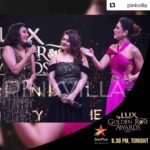 Swara Bhaskar Instagram - #Repost @pinkvilla with @get_repost ・・・ When the Veere Di Wedding girls had an epic reunion on the main stage of @luxgoldenroseawards 2018. We won't miss it for sure! Tune in to Star Plus tonight at 9.30 PM @pinkvilla 🤩 . . #kareenakapoorkhan #swarabhasker #shikhatalsania #veerediwedding #luxgoldenroseawards #luxgoldenroseawards2018 #bollywood #pinkvilla