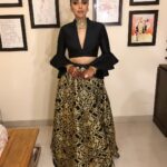 Swara Bhaskar Instagram – Not yet the last of for this special day. Rushing off to celebrate #sonamkishaadi at their Sangeet-cum-Reception in this stunner from @abujanisandeepkhosla @sandeepkhosla with jewellery from @mahesh_notandass (mangtika, earrings, necklace) & @azotiique (ring & kadaas).. Styled by @dibzoo assisted by @vidhirambhia .. Make up: @saracapela , hair: @rupali.dhumal  Thank uuuuu @saudamini08 for this ensemble! @sonamkapoor thank uuuuuuu for this.. special lehenga for a special day 💕💕❤️❤️❤️