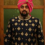 Swara Bhaskar Instagram – My brother becomes a groom.. ❤️❤️❤️❤️ and we all grow up :) #realveereydiwedding @ishangoesbhoom #MaharajaVibes