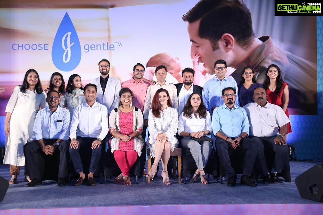 Taapsee Pannu Instagram - Had so much fun at the @johnsonsbabyindia event in Hyderabad today. What an amazing experience meeting their entire team and partners! There are so many new things that I learnt about the all new Johnson's. What made me believe in the gentleness of Johnson's is that the products don't have any sulphates, dyes or parabens. Whats more amazing is that this new range of products are tested with over 5.5 lac people globally making them 100% gentle for babies from day 1. #CHOOSEgentle with Johnson's