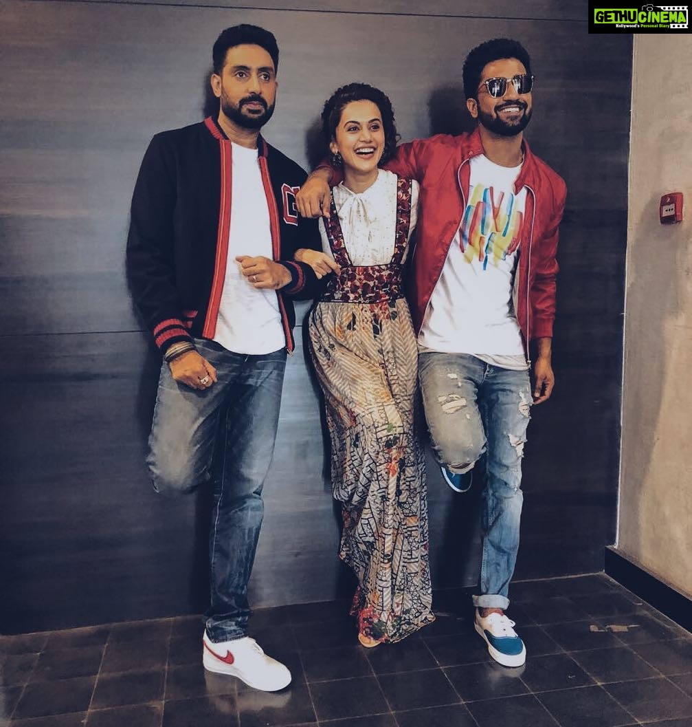 Taapsee Pannu Instagram - Yeh woh wala hai, Jisme jitna karo kum padhta hai. Rumi’s #Pyaar and #Fyaar 2 weeks to go.... 😁 #Manmarziyaan