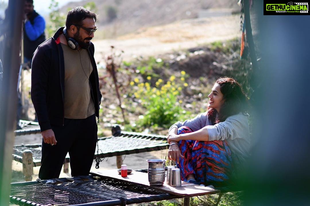 Taapsee Pannu Instagram - This conversation be like .... Me: main pehle paagal kum thi ki aapne Rumi bana diya ! AK: Tu Rumi hi hai ! Me: poori nahi hu. AK: Tu kabhi manegi nahi na! Isliye Tu poori ki poori Rumi hai ! #Manmarziyaan 📷: @khamkhaphotoartist