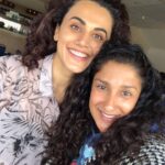 Taapsee Pannu Instagram - This woman, responsible for the big broad smile on my face every morning ! Keeping aside the fact that she can make anyone look like a million bucks ! Hold on to that positive aura @miramakeup ❤️ #Badla