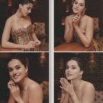 Taapsee Pannu Instagram - An evening full of fun, energy, laughter and gratitude 🙏🏽 #filmfareottawards2021