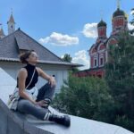 Taapsee Pannu Instagram – Time to surround myself with colours, sit on street side, looking at the sky, take a deep breath and say “all is well” ! 
Also…….. helloooooo Moscow! Let’s feel close to ‘Normal’ again ! 
#TapcTravels #Moscow #Russia