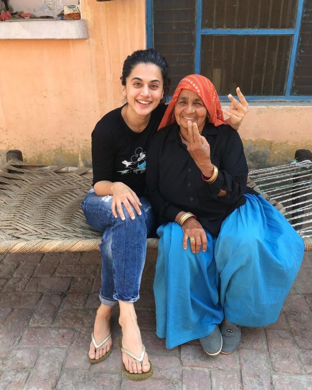 Taapsee Pannu Instagram - 💔 But I learnt from you to never give up... Daadi will live on forever in the hearts of many girls like me who she was an inspiration to.