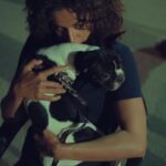 Taapsee Pannu Instagram - My energy ball on set! #ProducerKaWaaris #Barfi #RashmiRocket 🐶