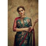 Taapsee Pannu Instagram – Another one… coz it is my favourite 💁🏻‍♀️
#nationalhandloomday