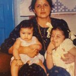 Taapsee Pannu Instagram – The constant and consistent expression/emotion 
Shagun- why am I being clicked 😒
Me- I am readyyyyy😁 
Mom- can someone please give me a reward/award for being able to manage both of them in one life/frame 😐