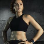 Taapsee Pannu Instagram - It’s possible! And it is the result of self-belief, conviction, and a dedicated fitness routine. I found my fitness partner in @go_noise and you can too. India's No.1 wearable watch brand, Noise is offering amazing discounts in their festive season sale. Go check them out on Amazon, Flipkart & gonoise.com