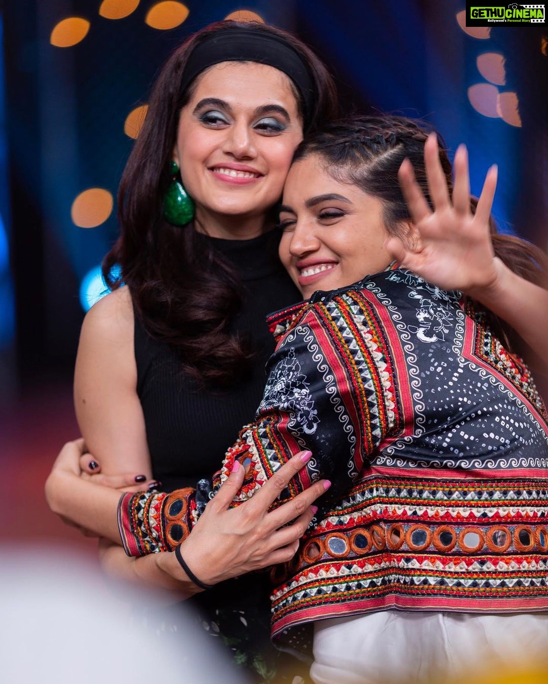 Taapsee Pannu Instagram - “If you want to go fast, go alone. If you want to go far, go together.” Hand in hand for a something much bigger than either of us, for something larger than both of us, for something more significant than all of us. Let the conditioning break this Diwali ... #SaandKiAankh on 25th October