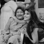 Taapsee Pannu Instagram - Growing up dancing on the hook steps of “chane ke khet mein” and “dola re dola” I never thought this day will come in my lifetime.... THE SAROJ KHAN in the house for #Thappad