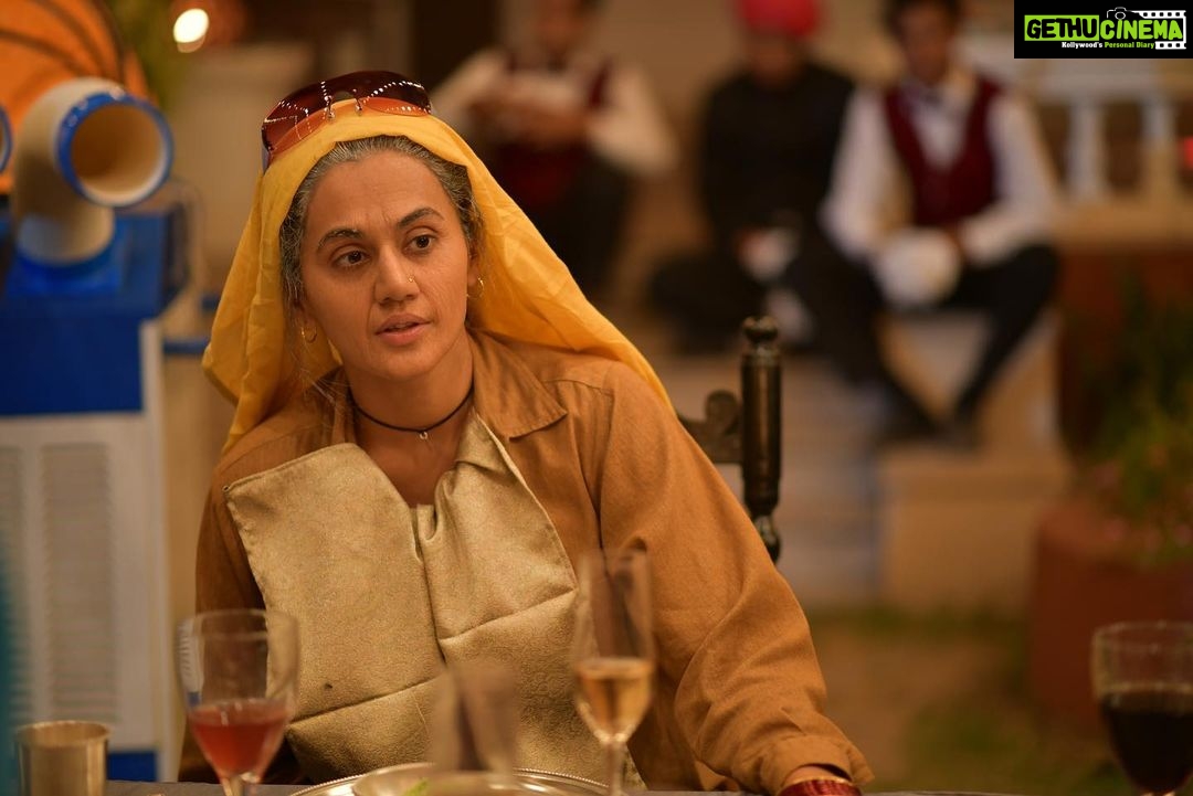 Taapsee Pannu Instagram - Yes I am ready for food, is it coming ??? #BeingPrakashi #SaandKiAankh This Diwali!