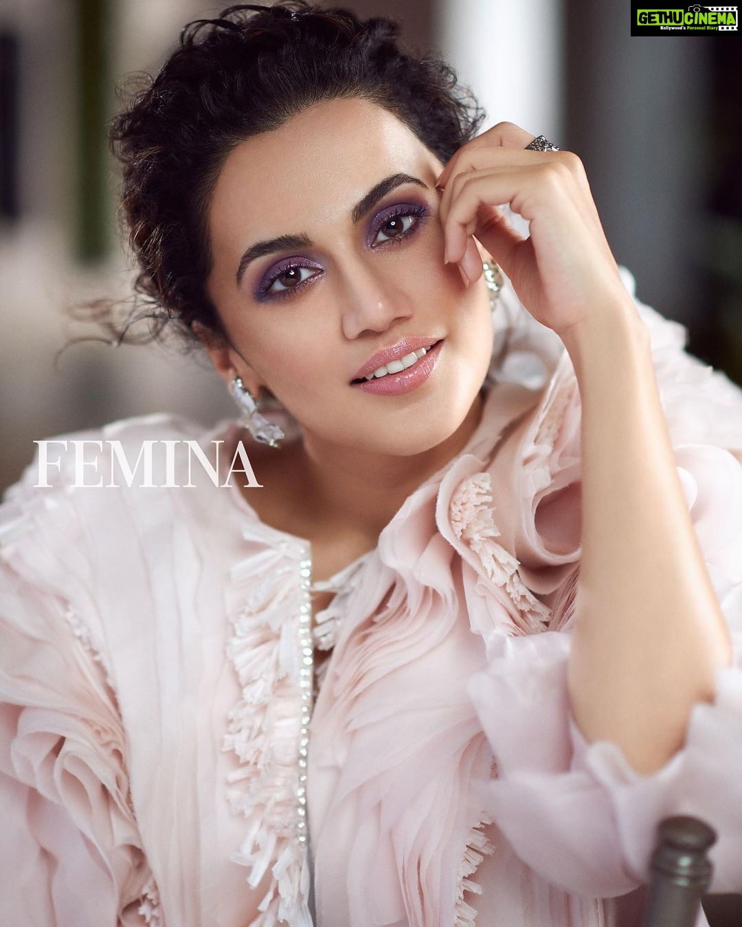 Taapsee Pannu Instagram - The stare I fear.. Photographer: @abhitakesphotos Make up: @guyguia Hair: @francovallelonga Styling: @prachitiparakh