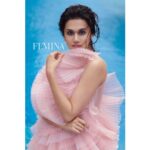Taapsee Pannu Instagram - Calm as the blue , bright as the pink! #FeminaSeptember Photographer: @abhitakesphotos Make up: @guyguia Hair: @francovallelonga Styling: @prachitiparakh
