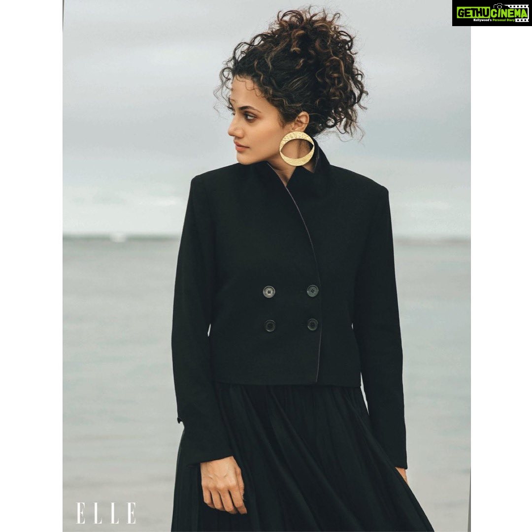 Taapsee Pannu Instagram - π Satin dress, @michaelkors. Viscose jacket, @gcdswear. Gold-plated earrings, @zohra_india Editor-in-chief: @supriya.dravid Photographer: @thebadlydrawnboy / @feat.cast Stylist: @rahulvijay1988 Writer: @rajeevmasand Hair: @amitthakur_hair Makeup: @akgunmanisali / @inega.in Assisted By: @saaniya07 (STYLING), @ananya_panigrahi (INTERN) Hospitality Courtesy: @sofitelmauritiuslimperial Special thanks to Mauritius Tourism Promotion Authority @mtpaindia