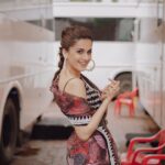 Taapsee Pannu Instagram - Coz right profile isn’t always that bad 😜