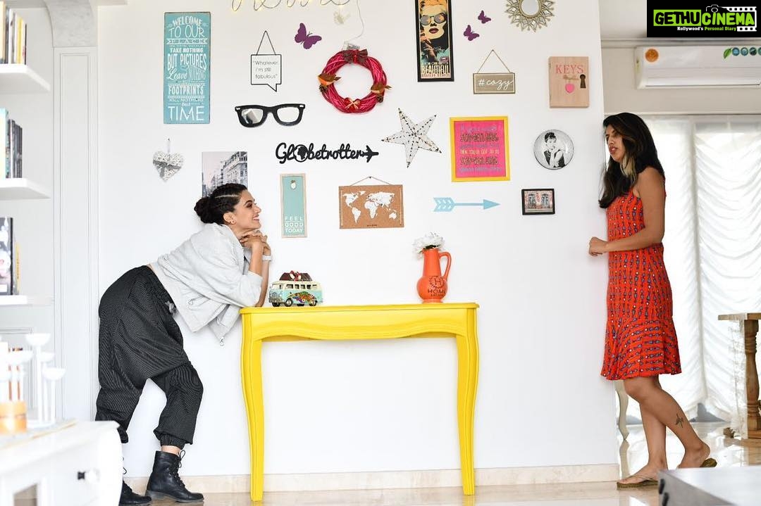 Taapsee Pannu Instagram - Sister reminds it’s been exactly an year since we packed our bags and moved into this picture perfect den of ours. The love that has gone in designing and decorating each n every corner, all by ourselves, is unexplainable in words but we made sure we make a house we can call HOME and look forward to come back after long day(s) of work. Ok now m missing it already ! 😫 #HomeSweetHome #NewBeginnings #OneYearOfBelongingness #OurHome