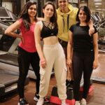 Tamannaah Instagram - Stronger together 💪🏻💪🏻💪🏻 Dropping a group workout video Soon!!!! #sweatisfatcrying #postworkoutglow #girlsquad #groupworkoutsession #videodroppingsoon #hiitworkout #cardio #hatecardio #lovefatloss @kirandembla @priyankadembla_ @pretty_lohia @nithinkvenu 📸