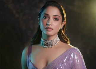 Tamannaah Instagram - At the grand launch of @ahavideoin in Hyderabad Wearing @manishmalhotra05 @manishmalhotraworld @manishmalhotrajewellery Styled by @sukritigrover Hair @tinamukharjee Makeup @mua_aanchalkhanna Photo credit @shreyansdungarwal