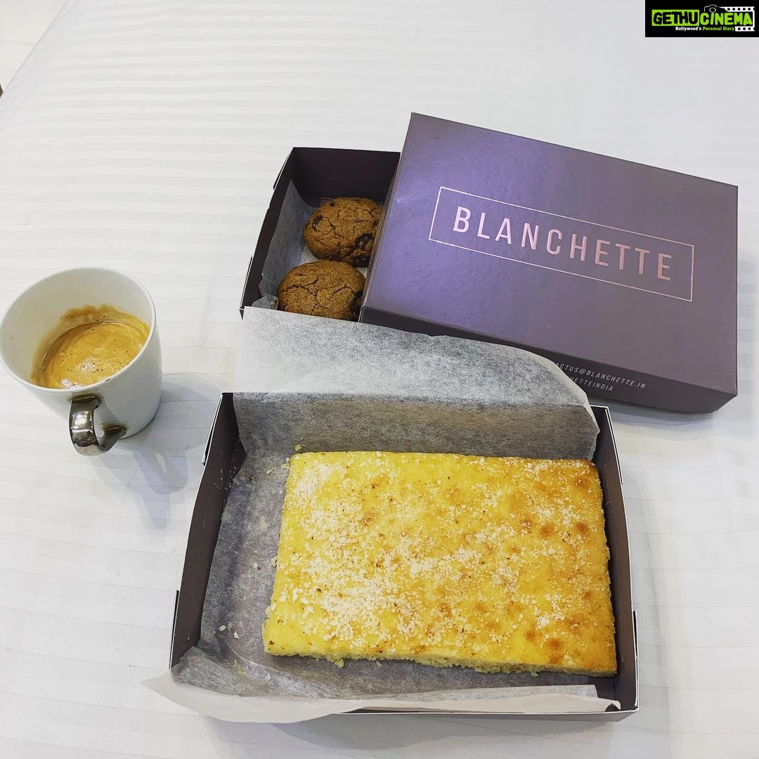 Tamannaah Instagram - Dearest @chefbiancamanik your chocolate chip cookies and lemon coconut cake are a one way ticket to heaven . Thank you for the goodies @blanchetteindia ❤️❤️❤️