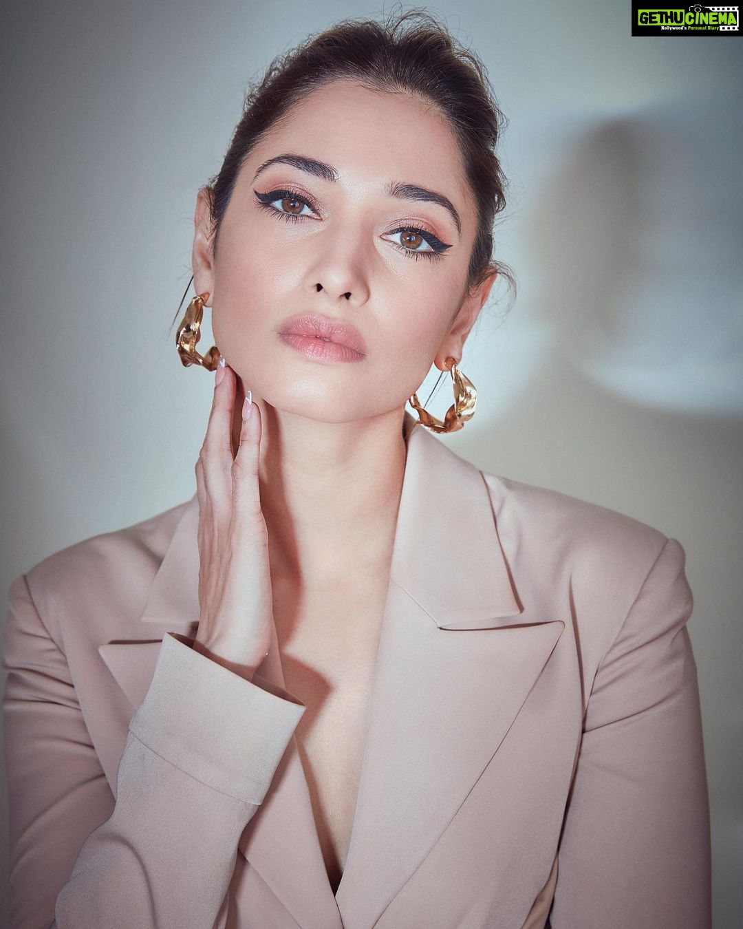 Tamannaah Instagram - Just Mondaying Styled by - @shaleenanathani Outfit - @maeparisofficial @vandafashionagency Earrings- @studio.metallurgy @minerali_store Makeup and hair- @florianhurel ๐ธ @kadamajay #MondayMood #TooGlamToGiveADamn #Nothingordinary
